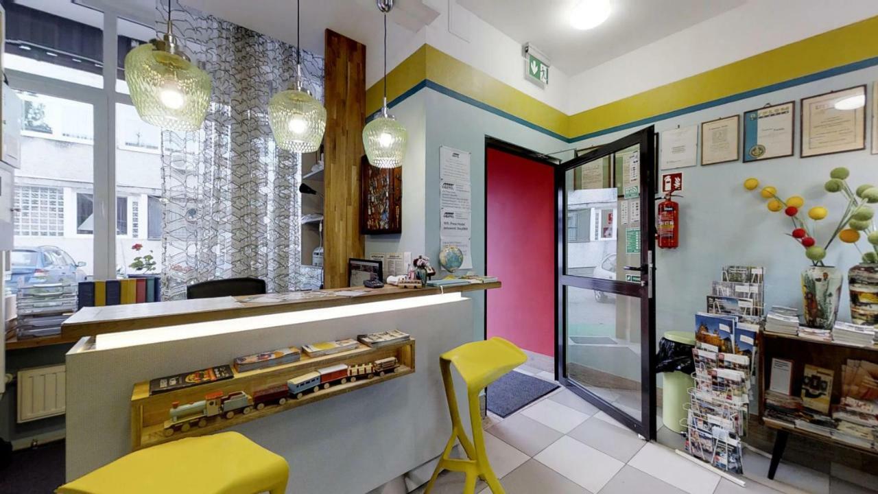 Press Hostel Warschau Buitenkant foto